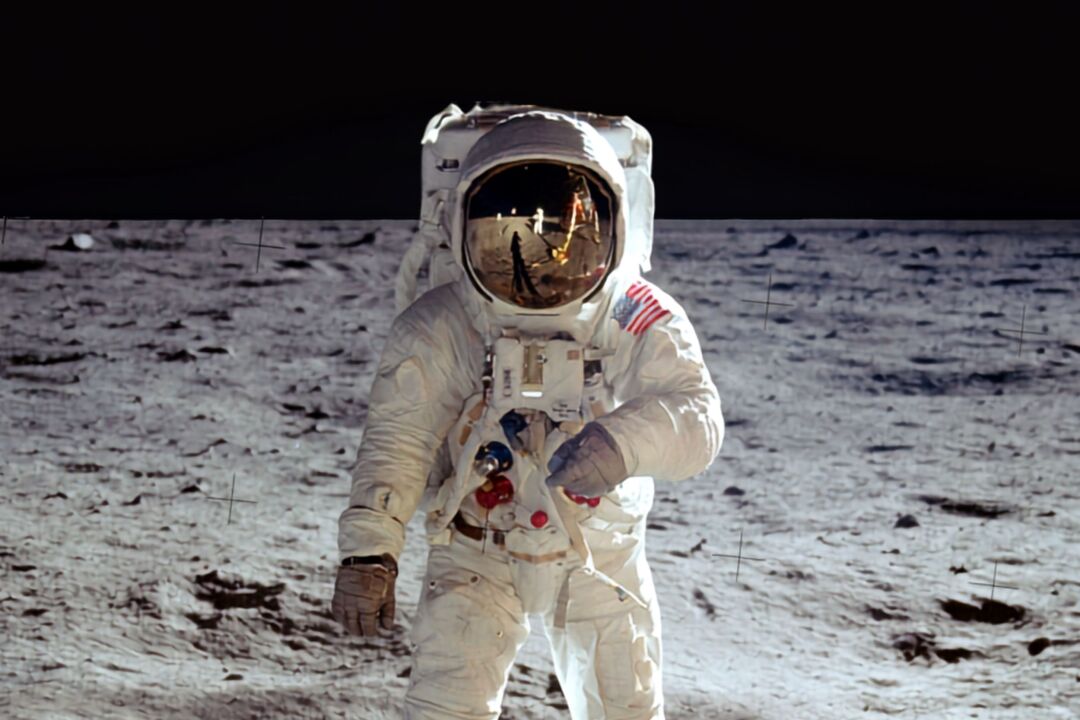 Cosmodome Planetarium: ~ Capcom Go - The Apollo Story ~