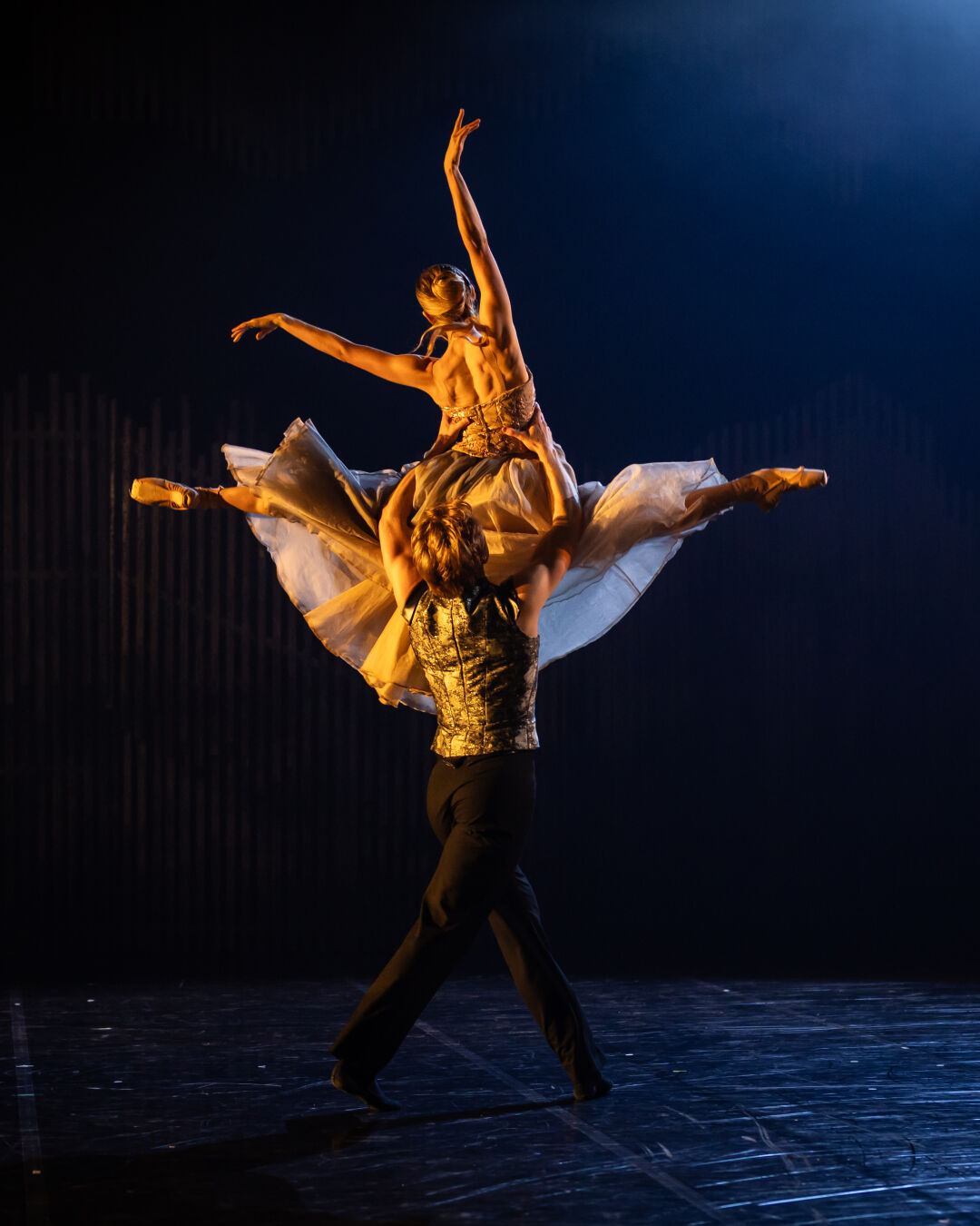 Artists of Queensland Ballet. Photography David Kelly.