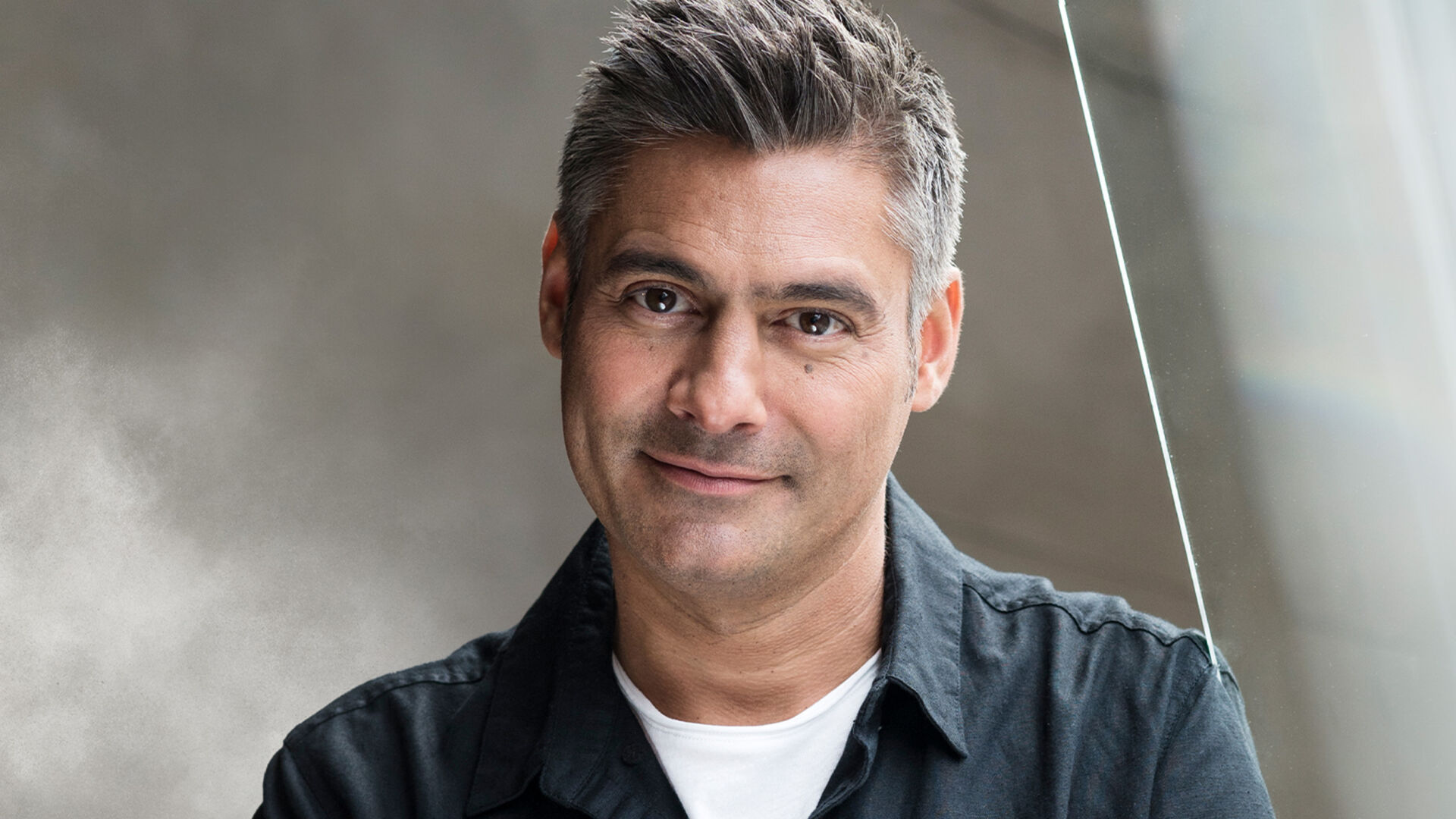 Danny Bhoy:  ~DEAR WORLD…~