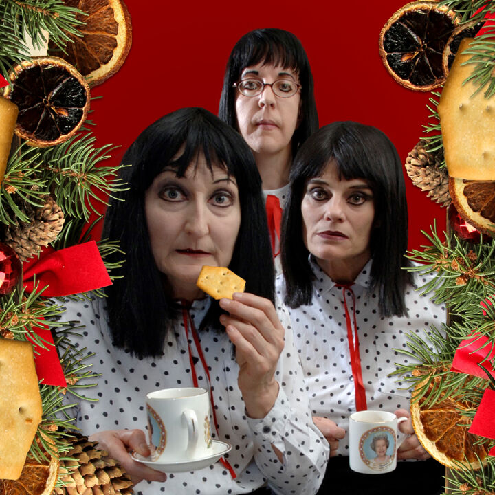 A Cracker Kransky Christmas  ~(in June)~