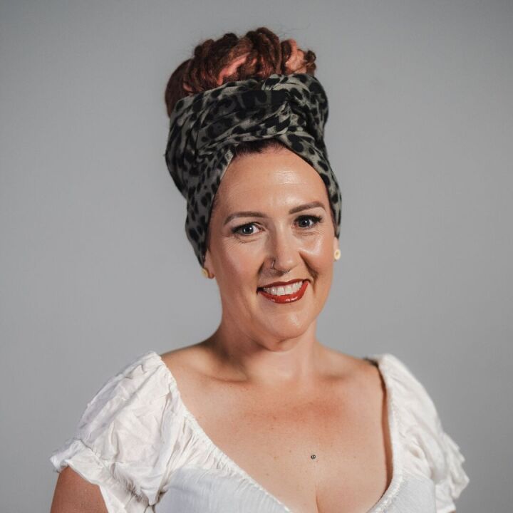 Meg MacKenzie ~Angelique~